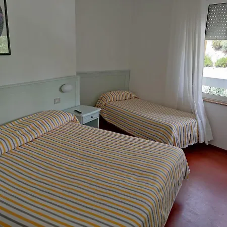 酒店 Ristorante Il Grillo 3*